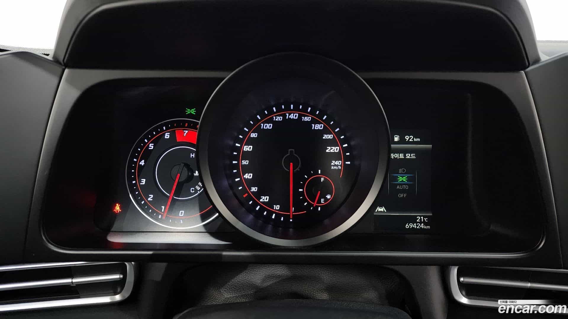 AVANTE Hyundai 2020.8-INNER-008