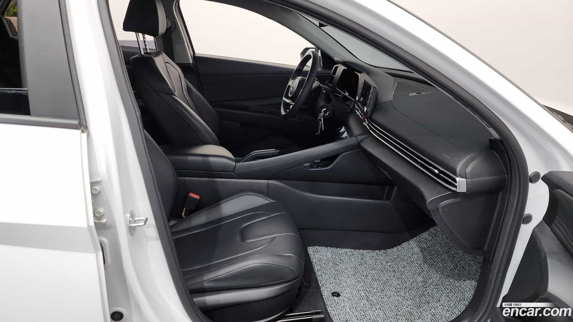 AVANTE Hyundai 2020.8-INNER-036