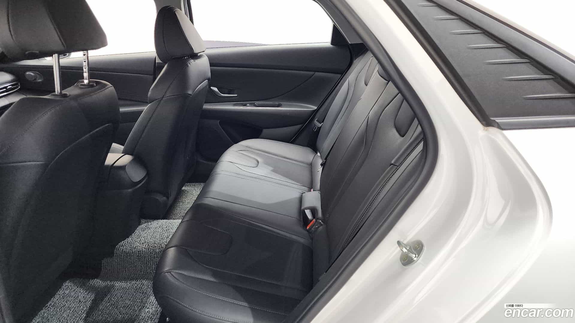 AVANTE Hyundai 2020.8-OPTION-040
