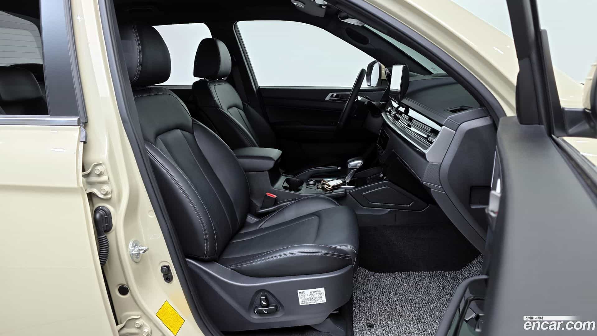 Rexton KG Mobility 2024.10-OPTION-015