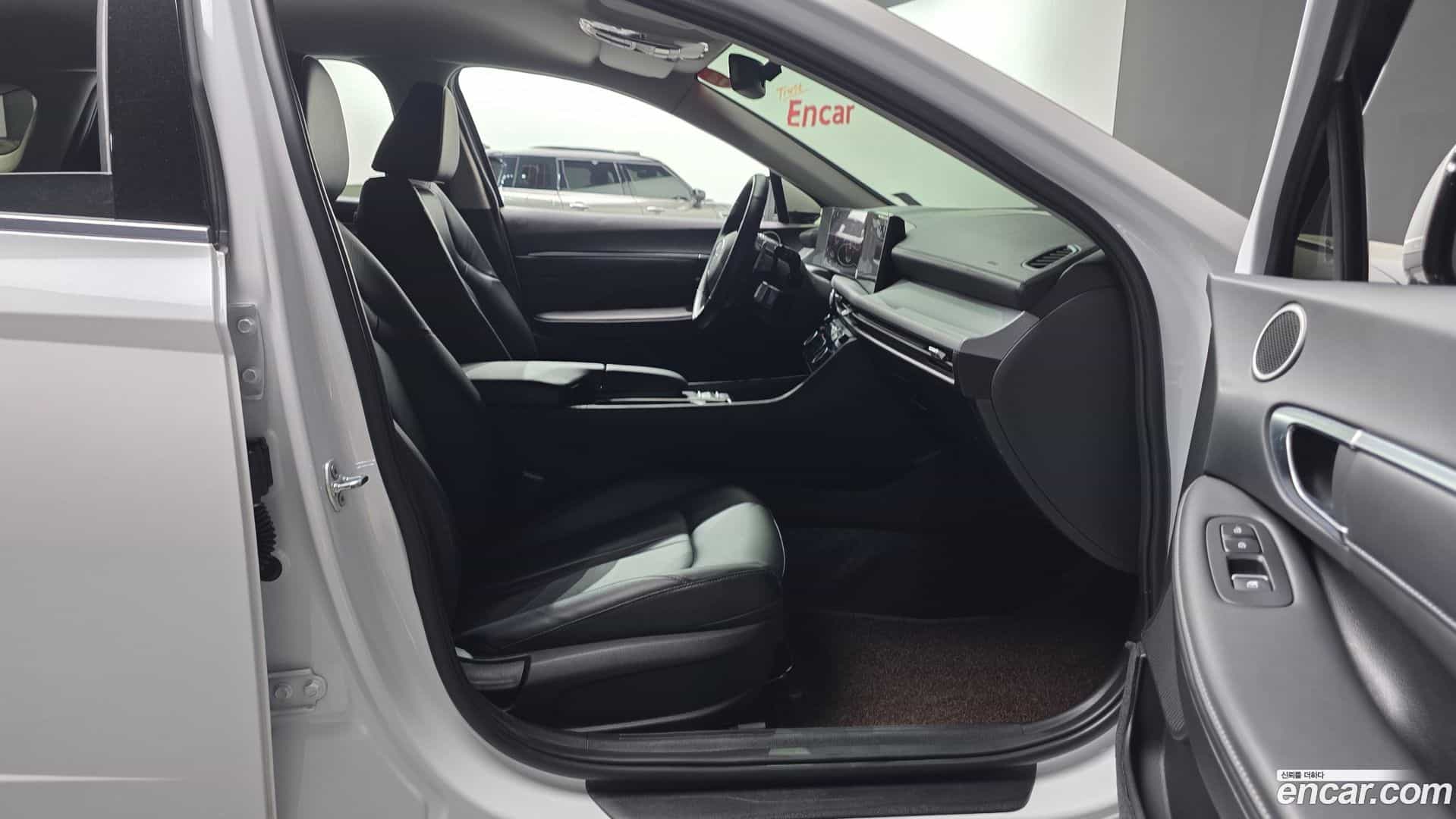 Sonata Hyundai 2025.2-OPTION-015