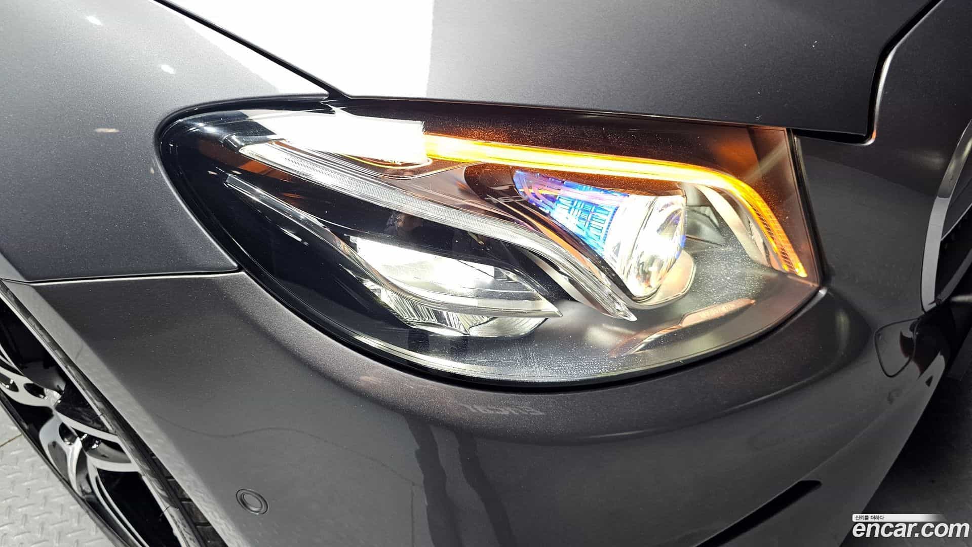 E-Class Mercedes-Benz 2018.10-OUTER-032