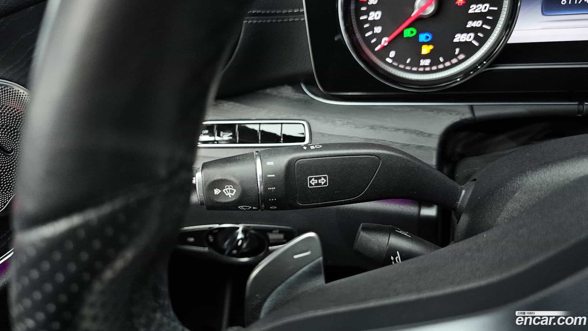 E-Class Mercedes-Benz 2018.10-OPTION-043