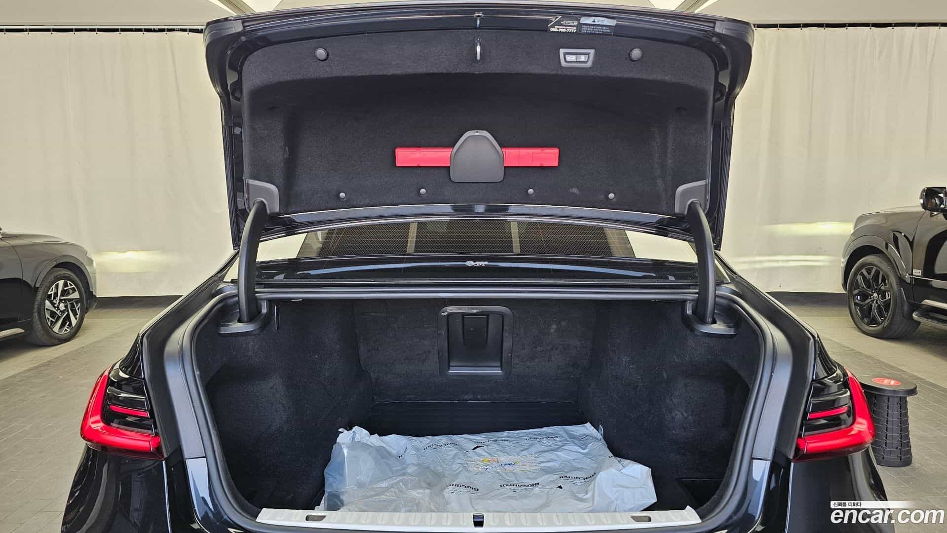 7-Series BMW 2020.10-OPTION-024