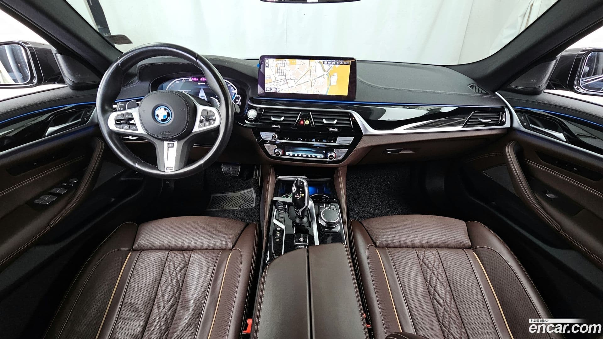 Main__Slider__Photo:5-Series BMW 2023.5-6