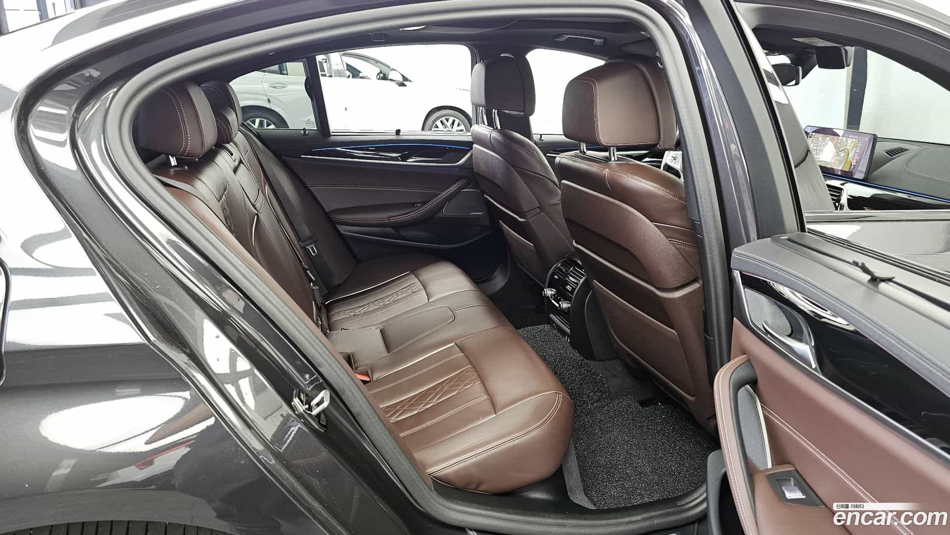 5-Series BMW 2023.5-OPTION-016
