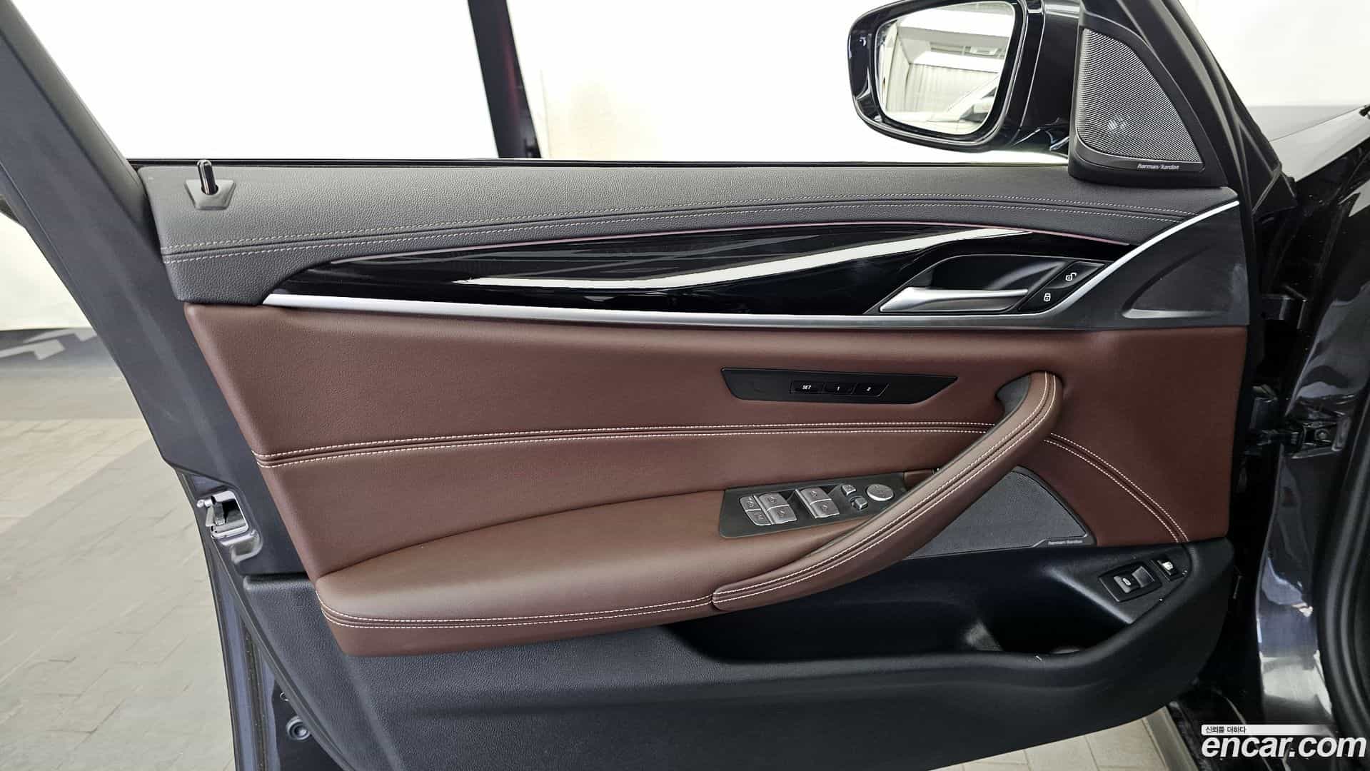 5-Series BMW 2023.5-INNER-034