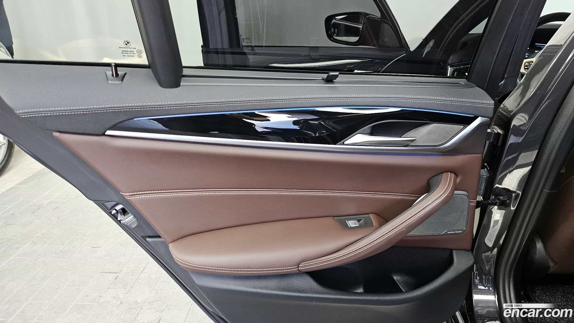 5-Series BMW 2023.5-INNER-035