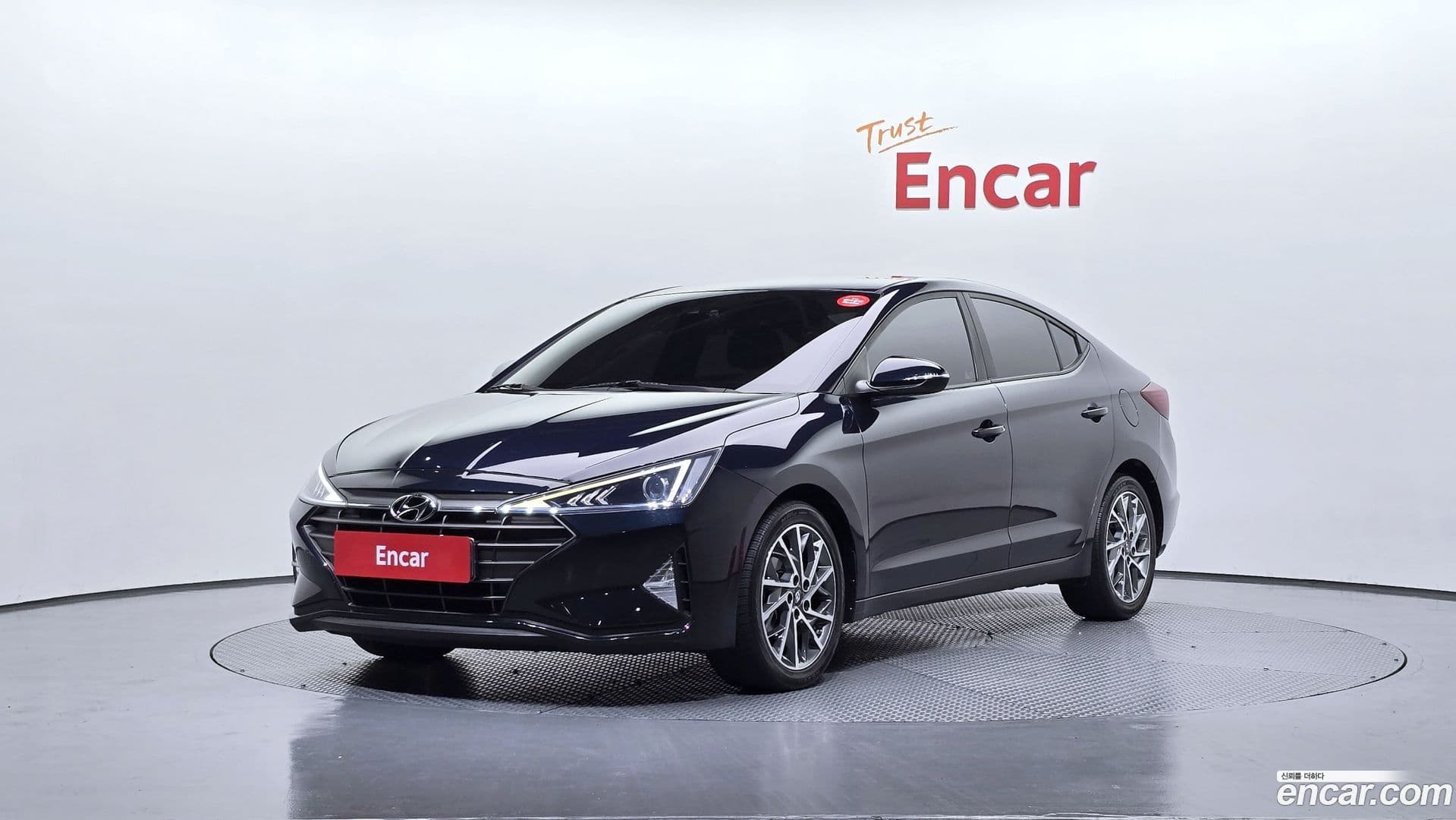 Main__Slider__Photo:AVANTE Hyundai 2019.0-0
