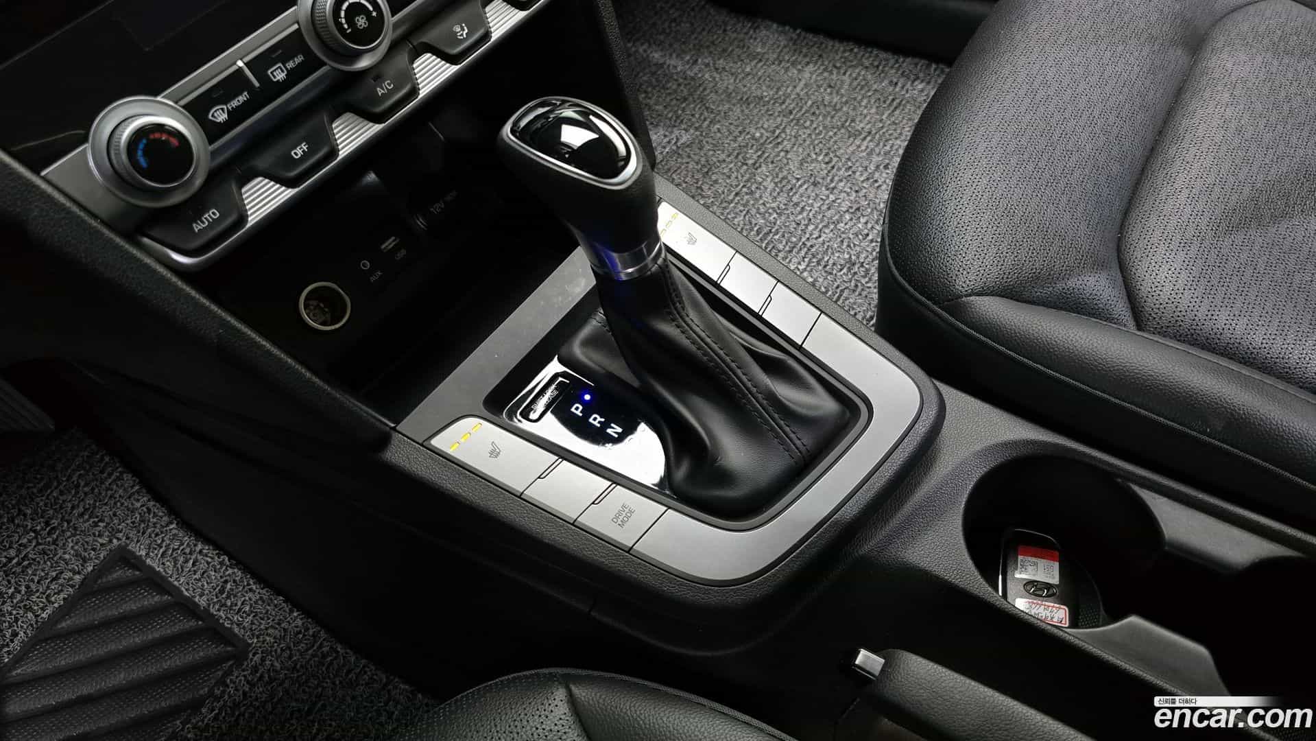 AVANTE Hyundai 2019.0-INNER-009