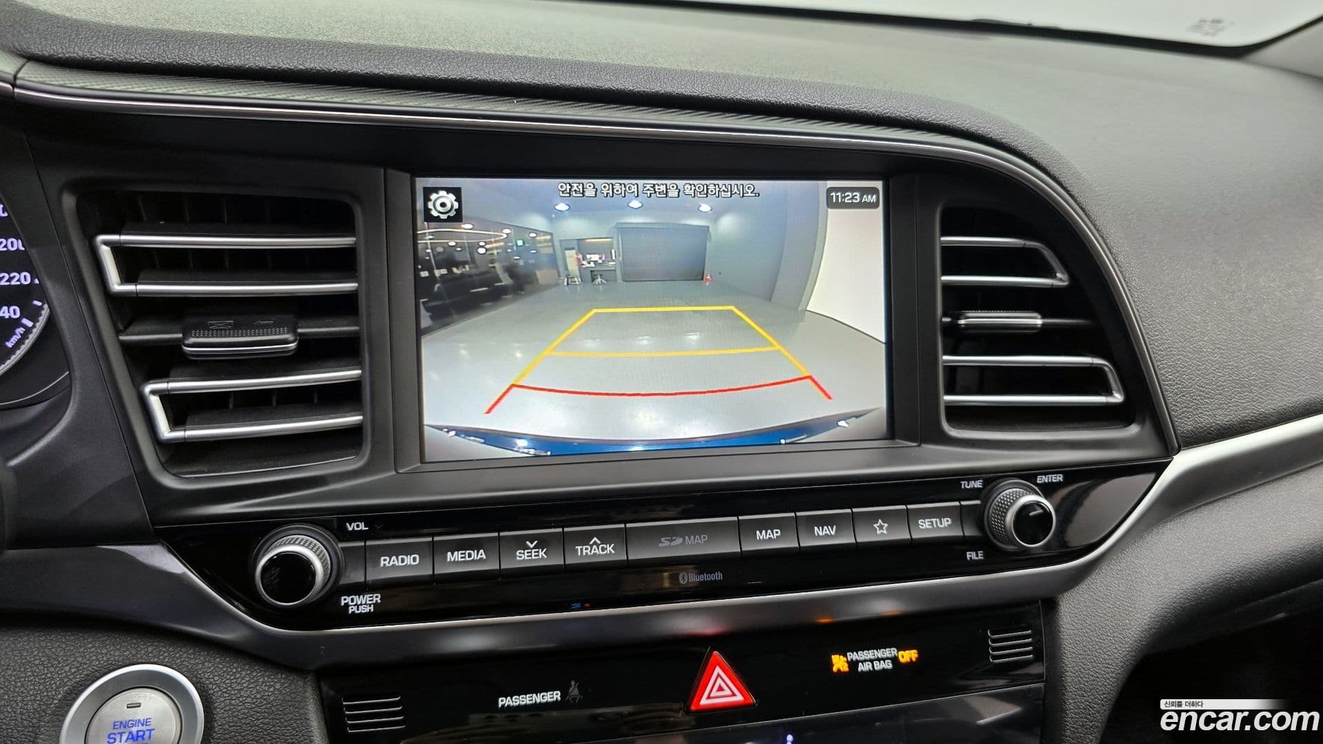 Main__Slider__Photo:AVANTE Hyundai 2019.0-14