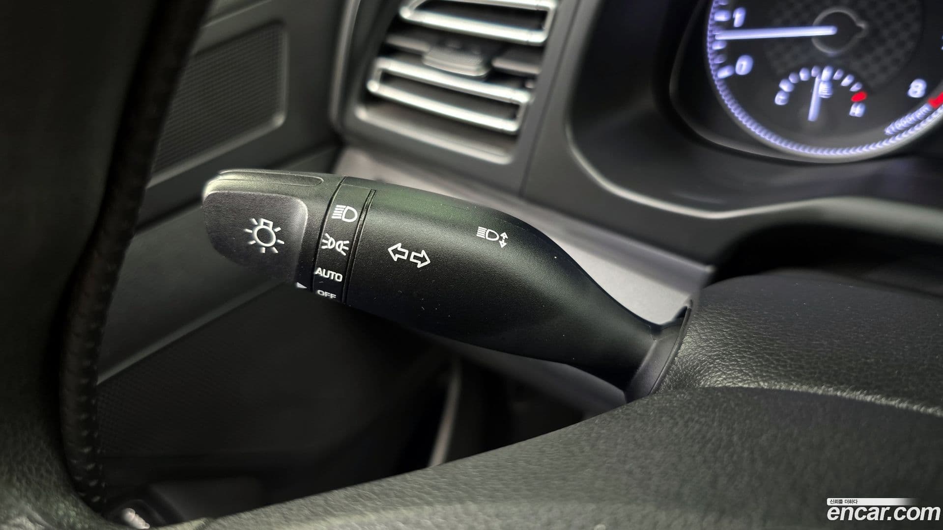 Main__Slider__Photo:AVANTE Hyundai 2019.0-26