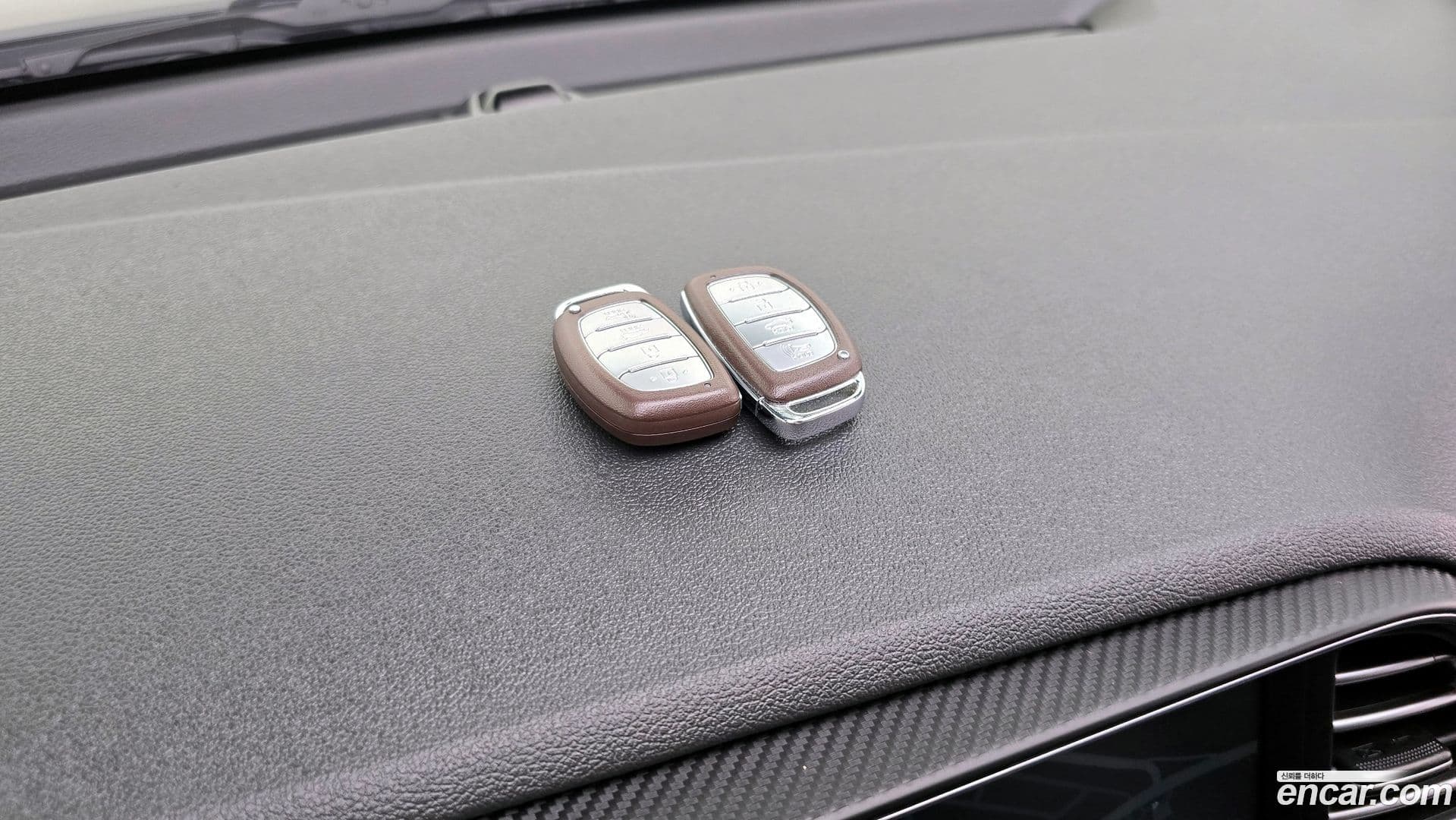 Main__Slider__Photo:AVANTE Hyundai 2019.0-29
