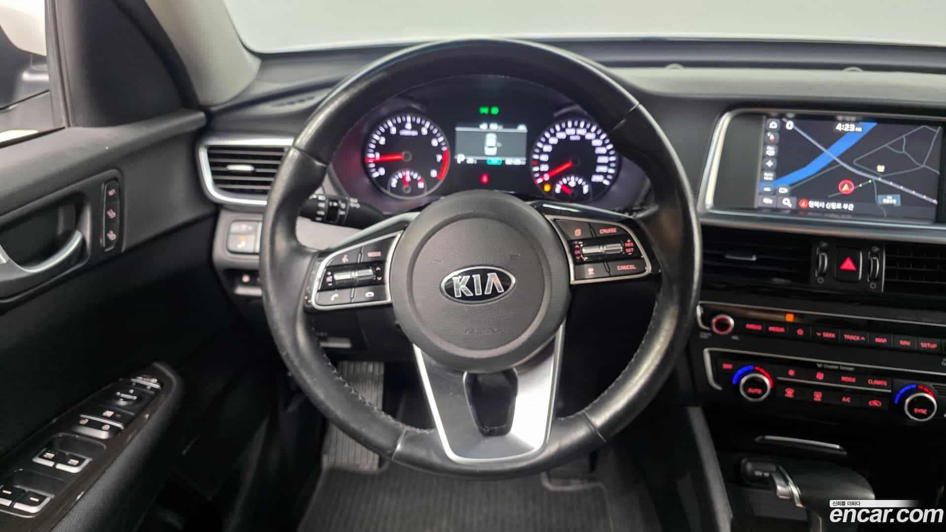 K5 Kia 2018.0-OPTION-016