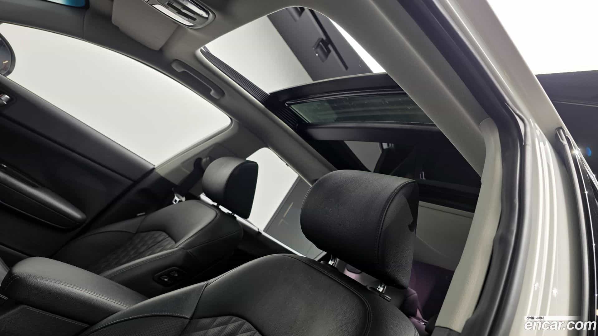K5 Kia 2018.0-OPTION-022