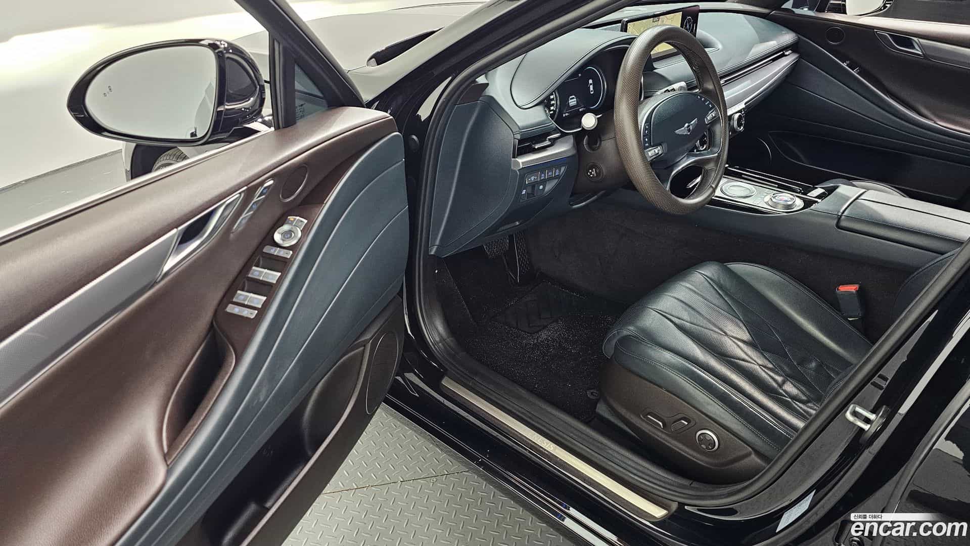 G80 Genesis 2020.4-INNER-010