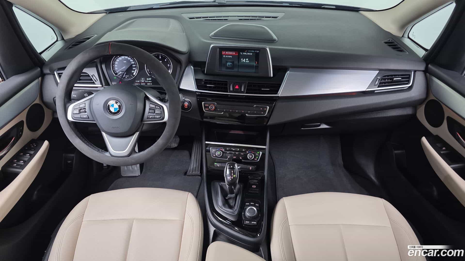 2-Series BMW 2020.8-INNER-007