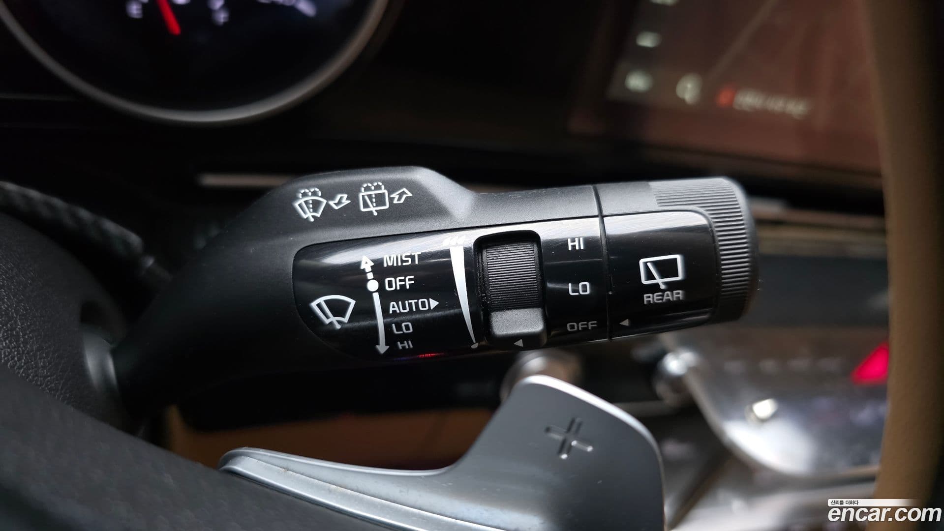 Main__Slider__Photo:Canival Kia 2022.0-18