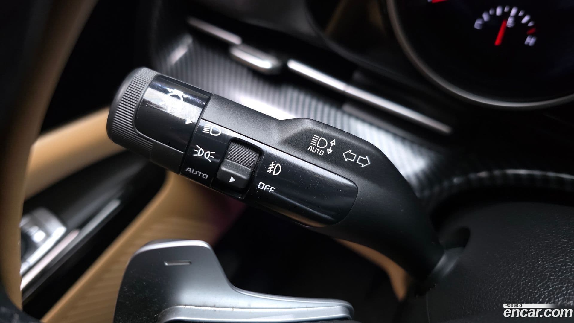 Main__Slider__Photo:Canival Kia 2022.0-28