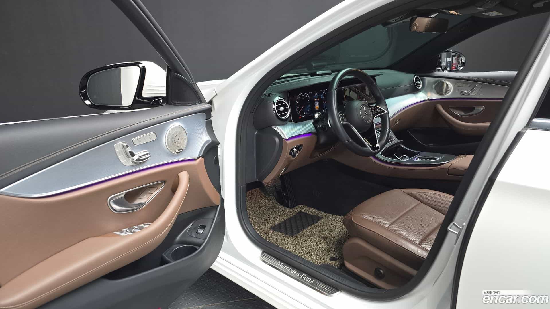 E-Class Mercedes-Benz 2021.7-INNER-010