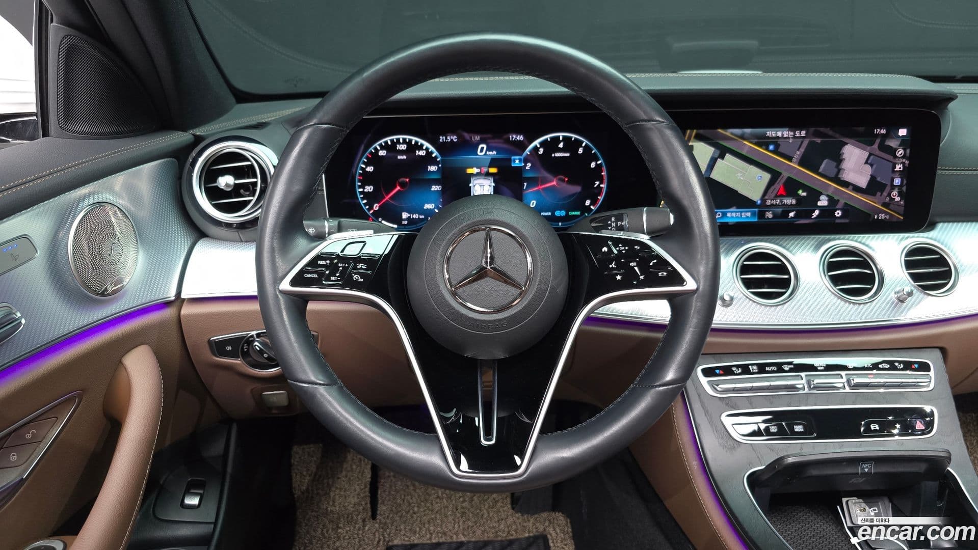Main__Slider__Photo:E-Class Mercedes-Benz 2021.7-12