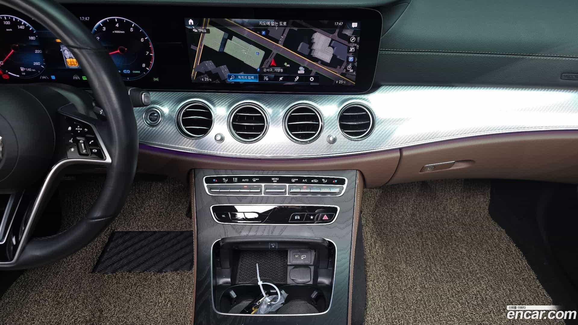 E-Class Mercedes-Benz 2021.7-OPTION-018