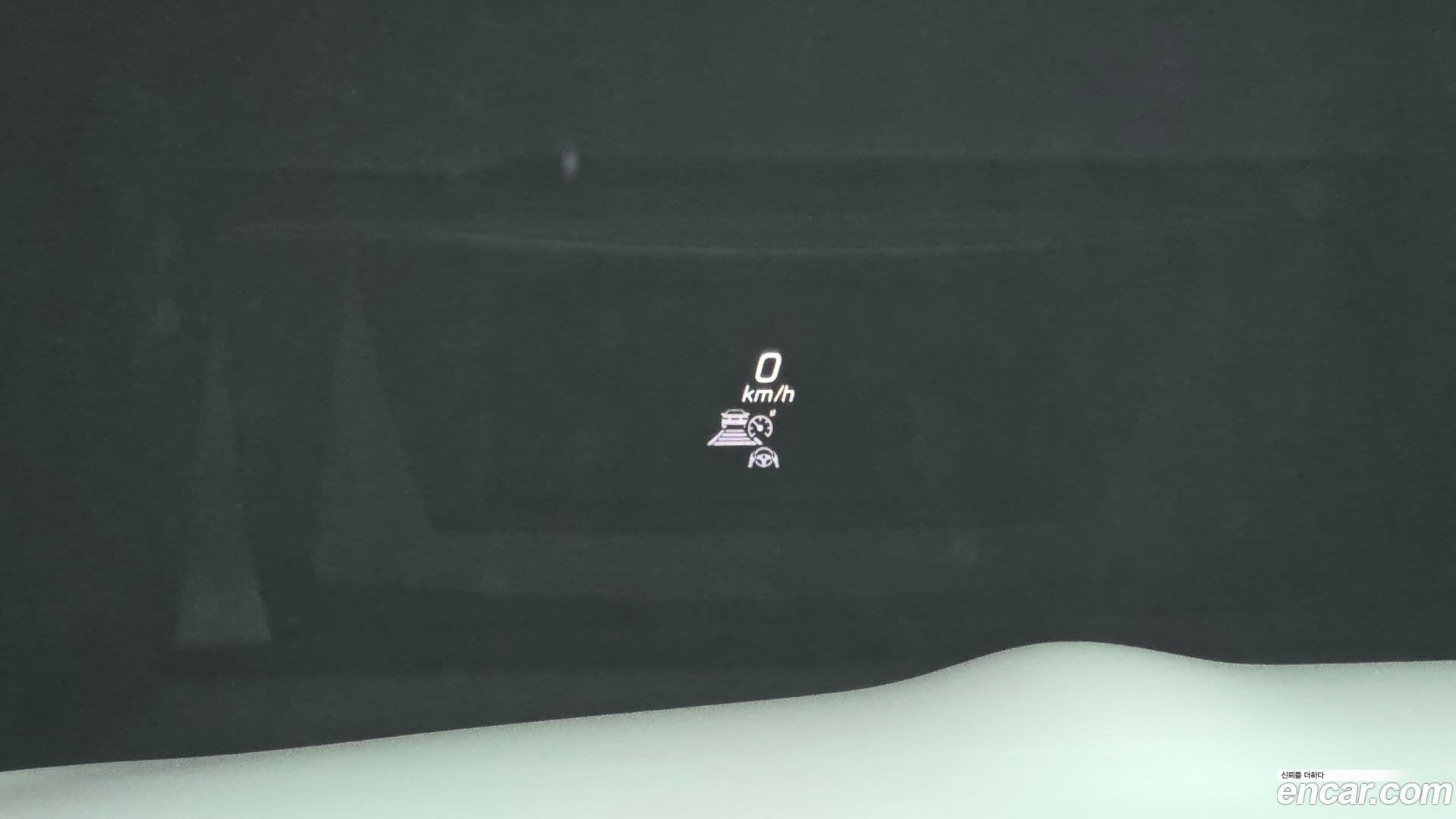 Main__Slider__Photo:E-Class Mercedes-Benz 2021.7-16