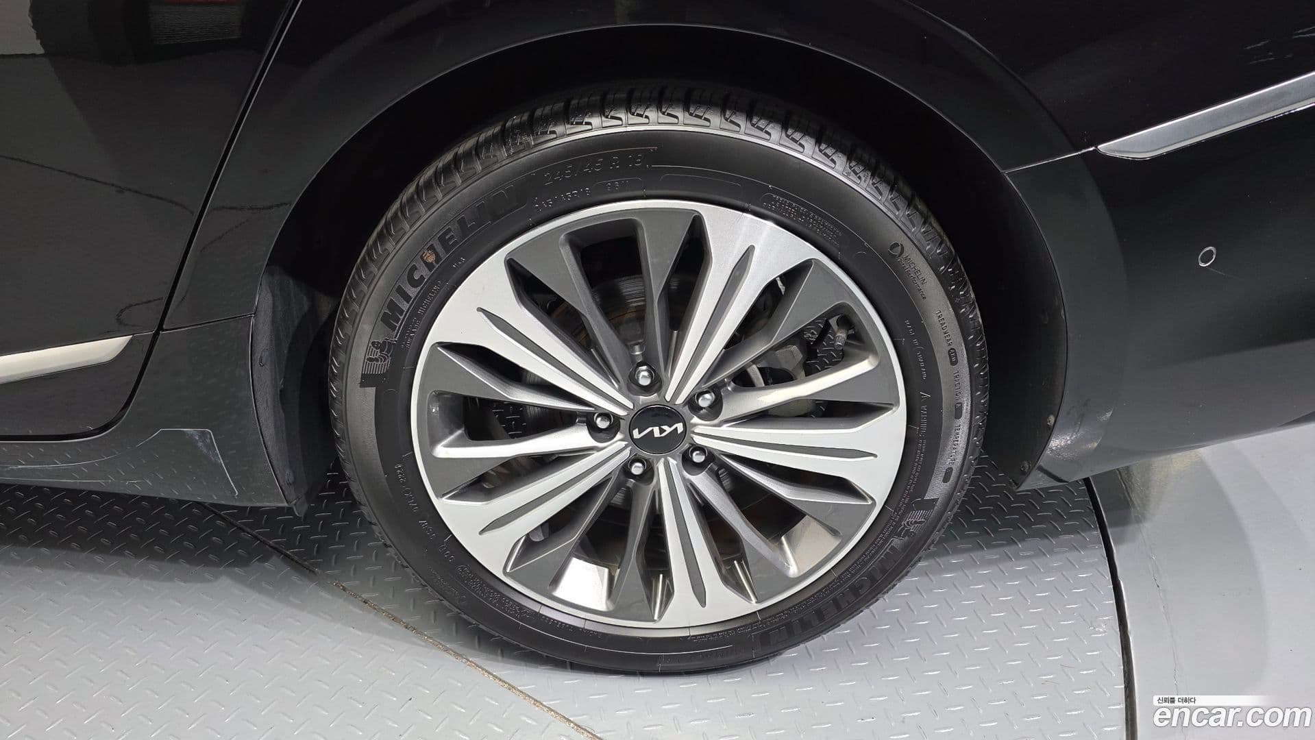 Main__Slider__Photo:K8 Kia 2024.0-4