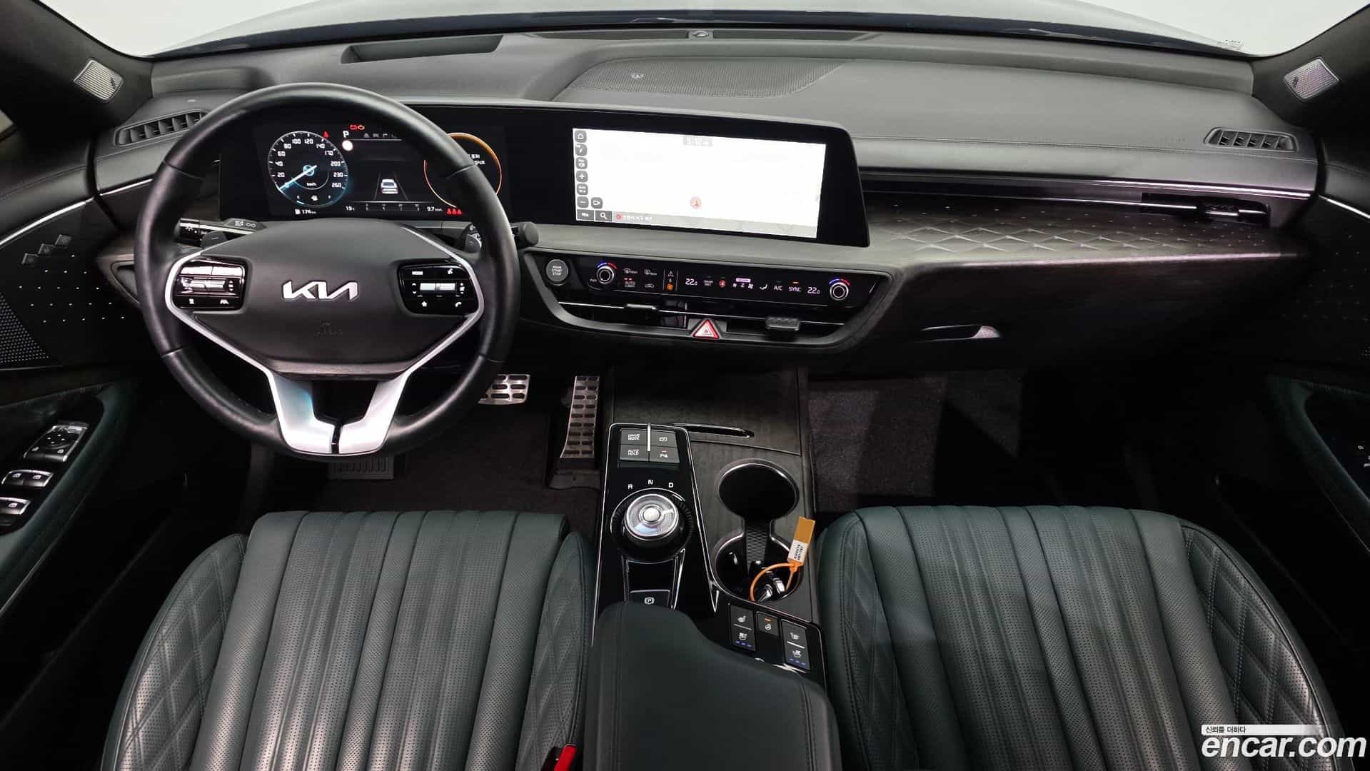 K8 Kia 2024.0-INNER-007