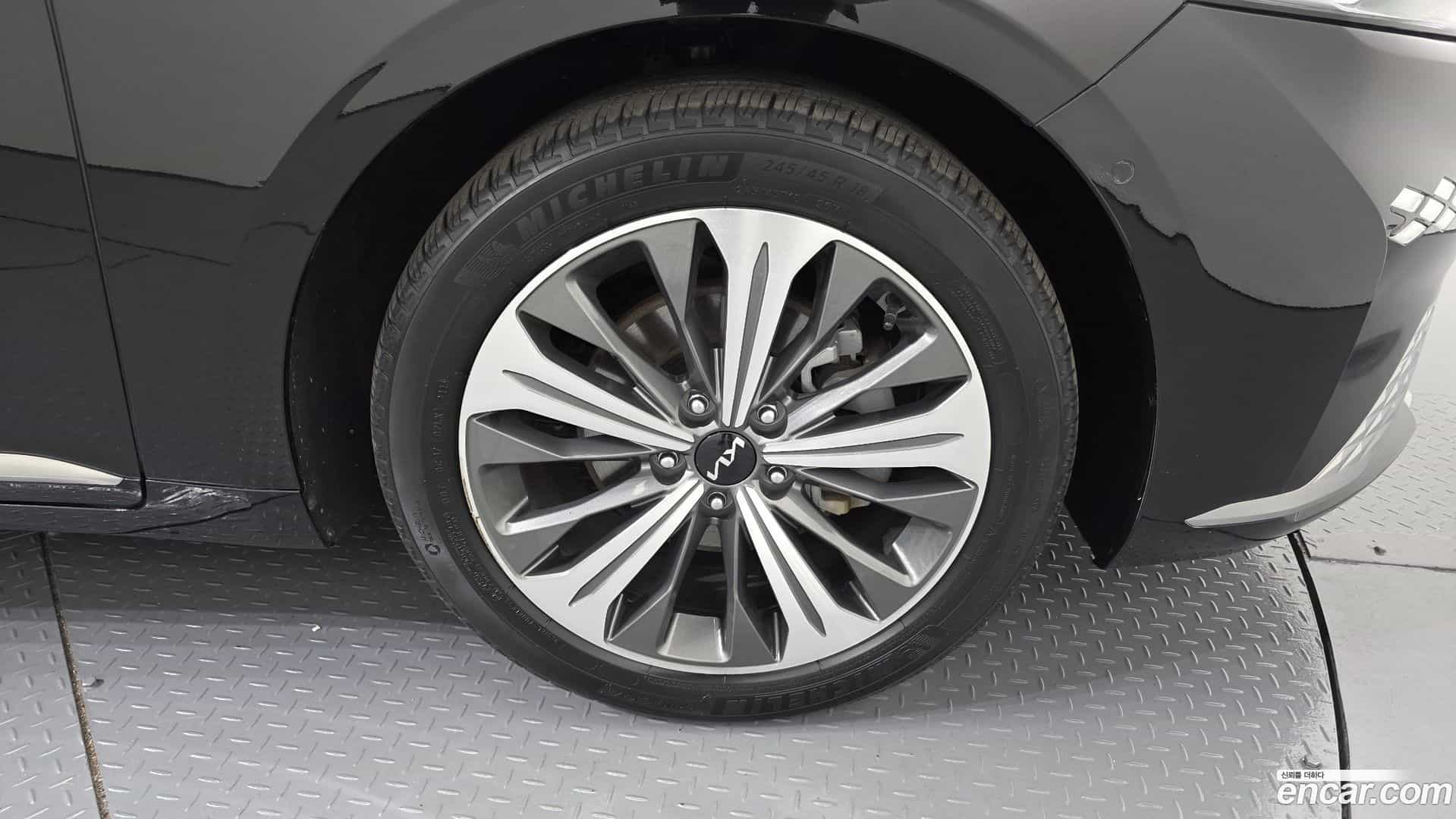 K8 Kia 2024.0-OUTER-031