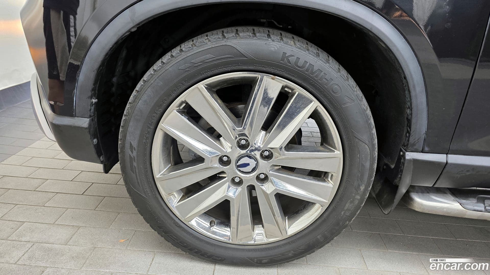 Main__Slider__Photo:Rexton KG Mobility 2018.4-4