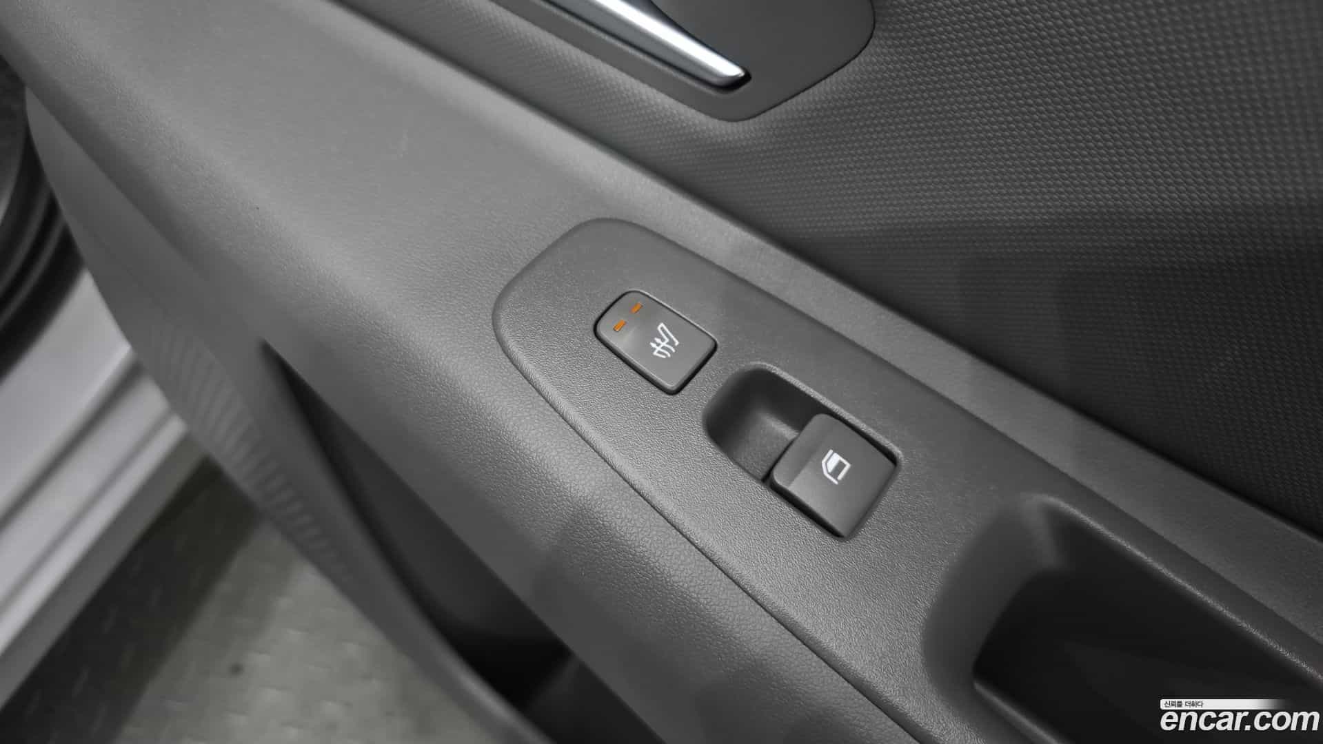 AVANTE Hyundai 2023.9-OPTION-022