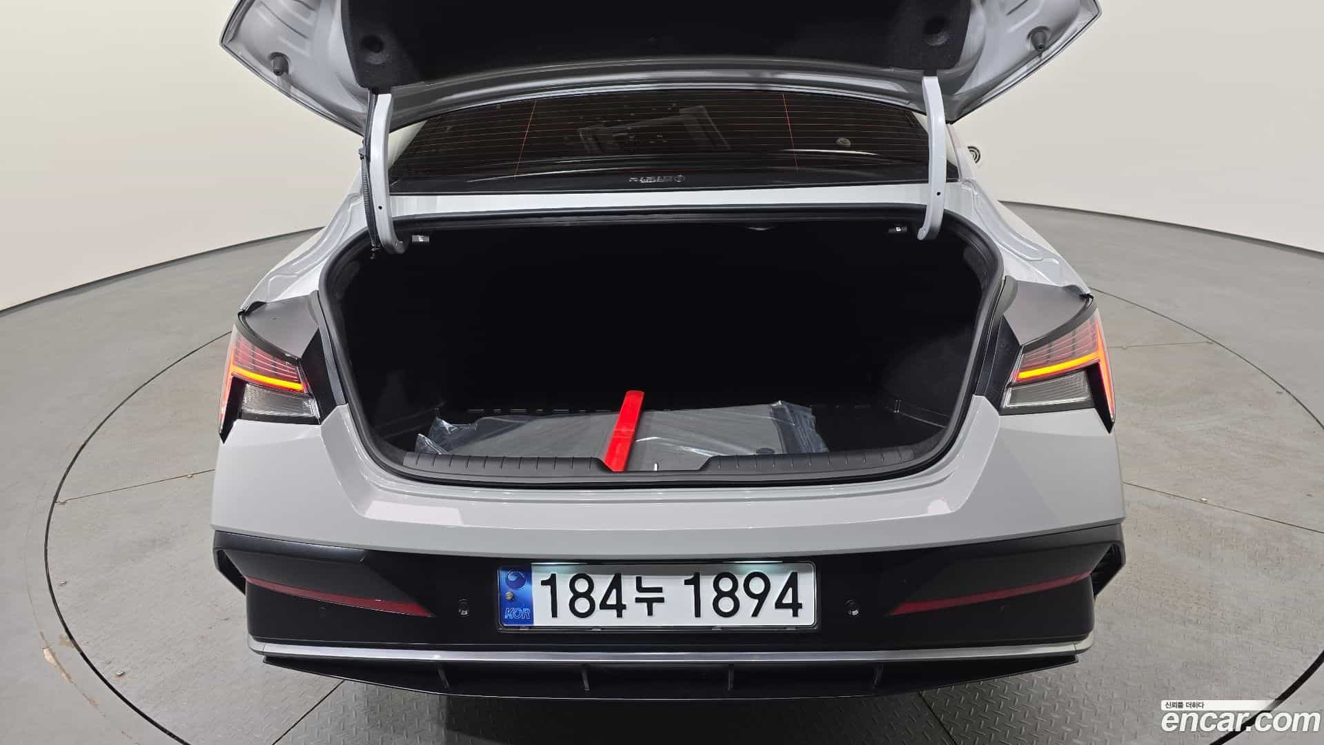 AVANTE Hyundai 2023.9-OPTION-024