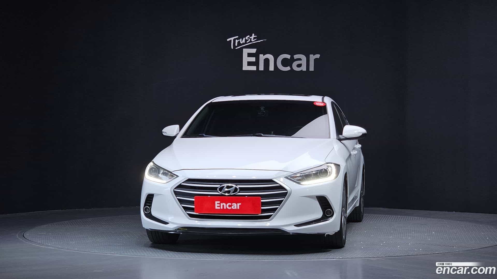 AVANTE Hyundai 2017.8-OUTER-003