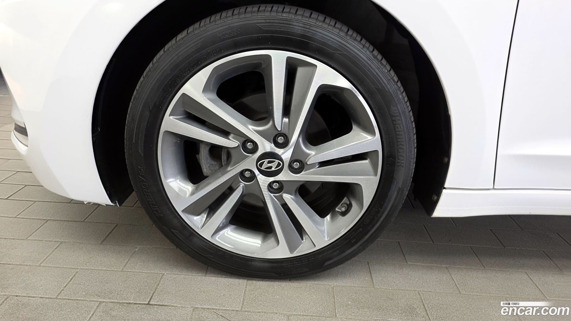 Main__Slider__Photo:AVANTE Hyundai 2017.8-4