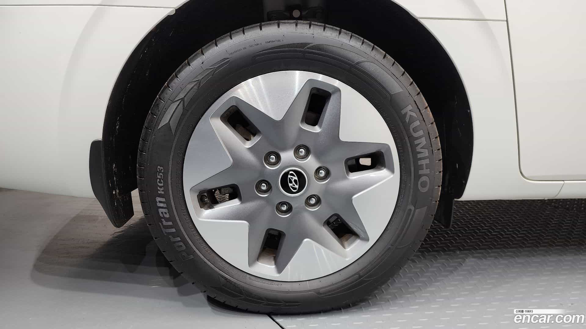 Staria Hyundai 2023.10-OUTER-005