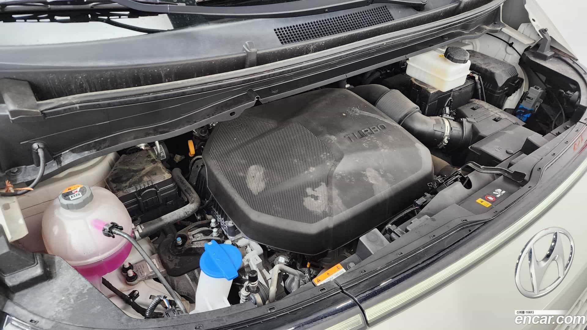 Staria Hyundai 2023.10-OUTER-006