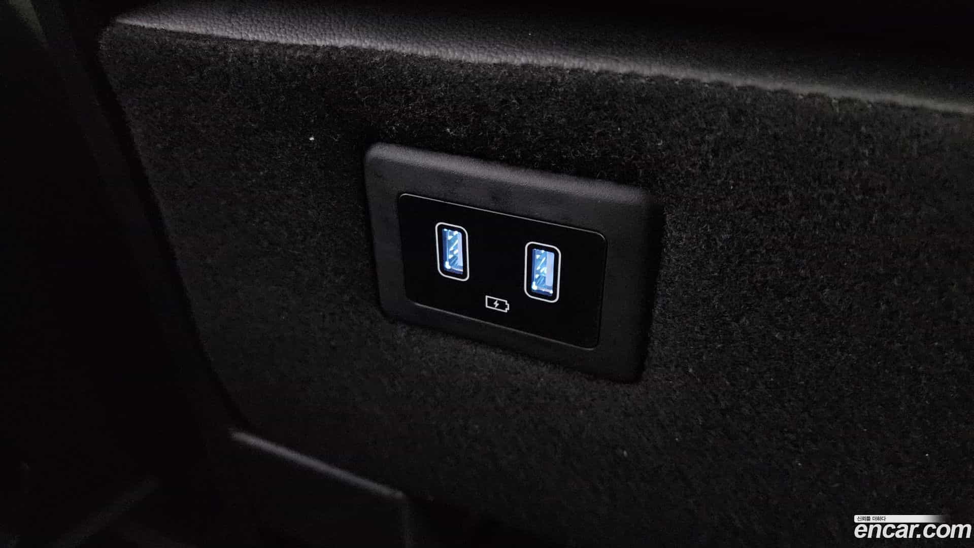 Staria Hyundai 2023.10-OPTION-019