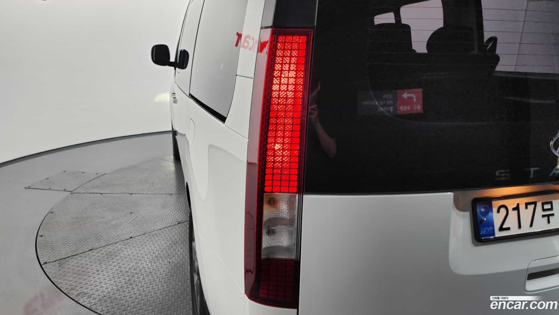 Staria Hyundai 2023.10-OUTER-033