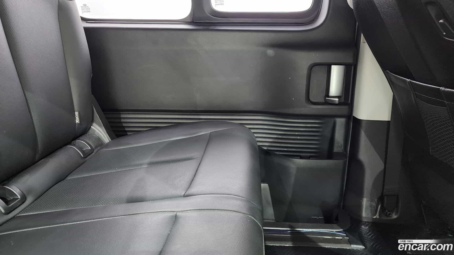 Staria Hyundai 2023.10-INNER-035