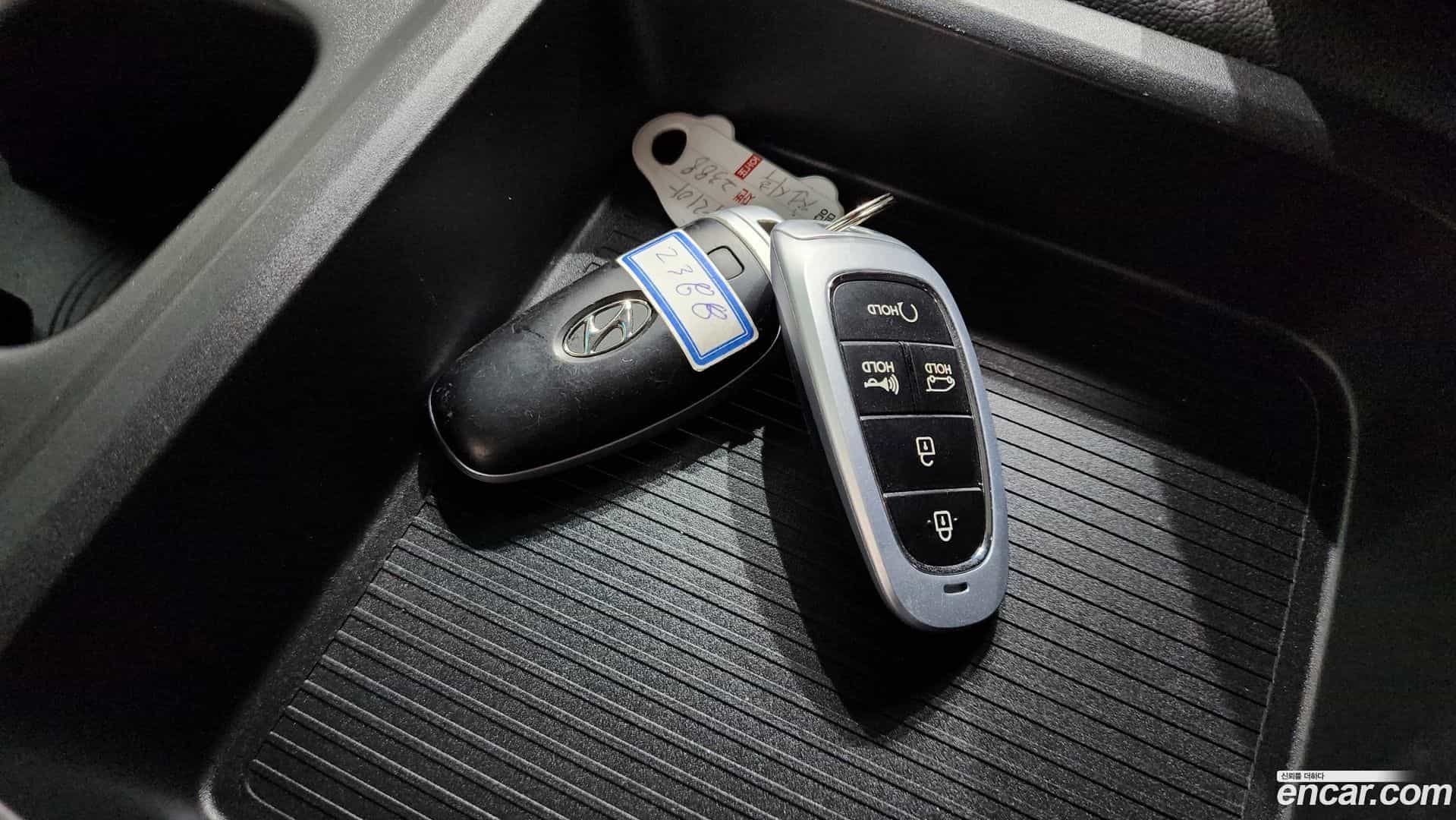 Staria Hyundai 2023.10-OPTION-047