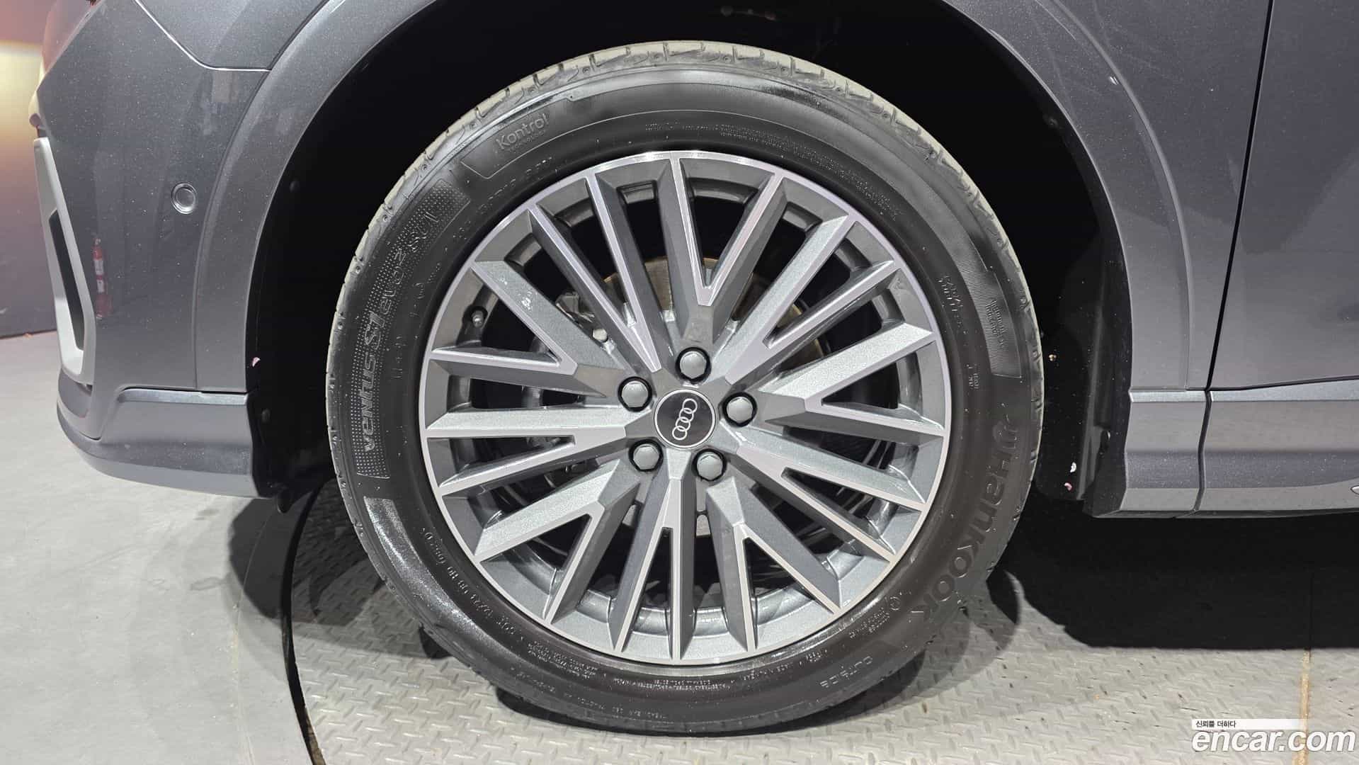 Q3 Audi 2023.3-OUTER-005