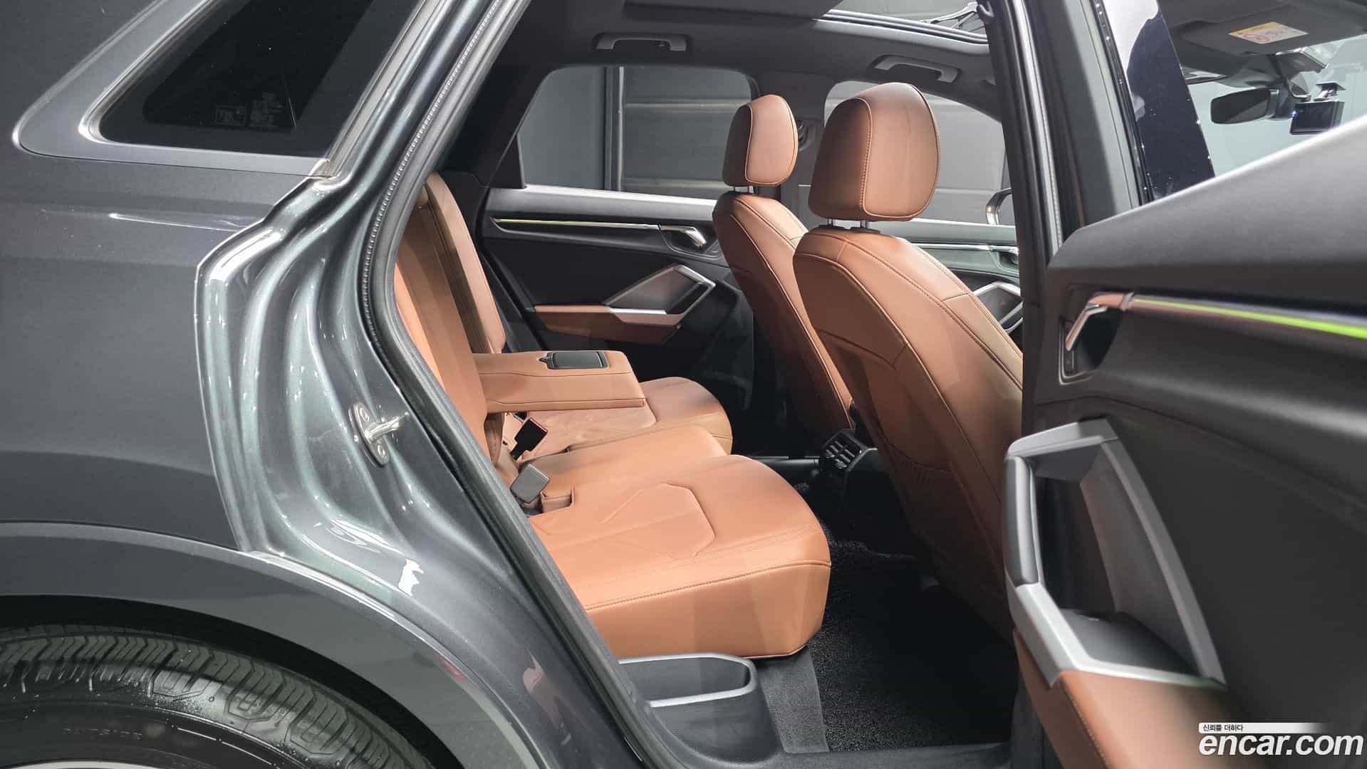 Q3 Audi 2023.3-OPTION-016
