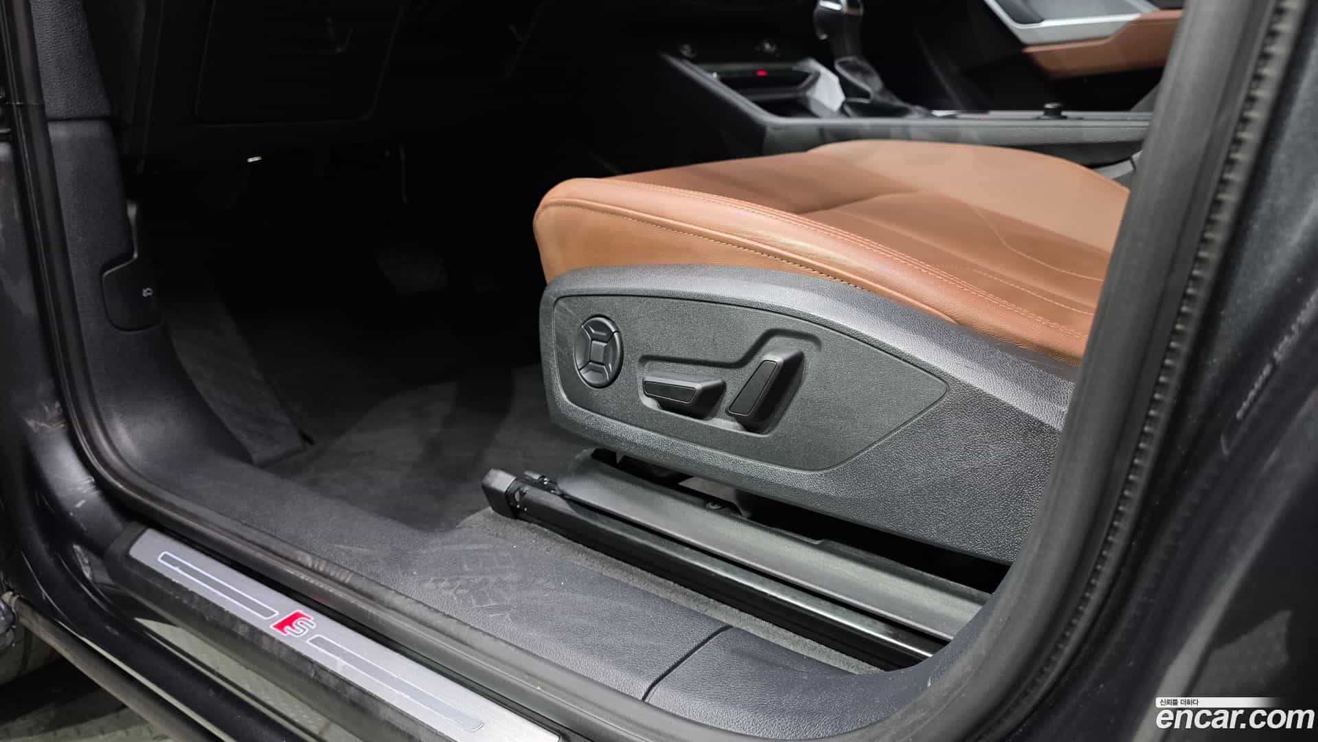 Q3 Audi 2023.3-OPTION-022