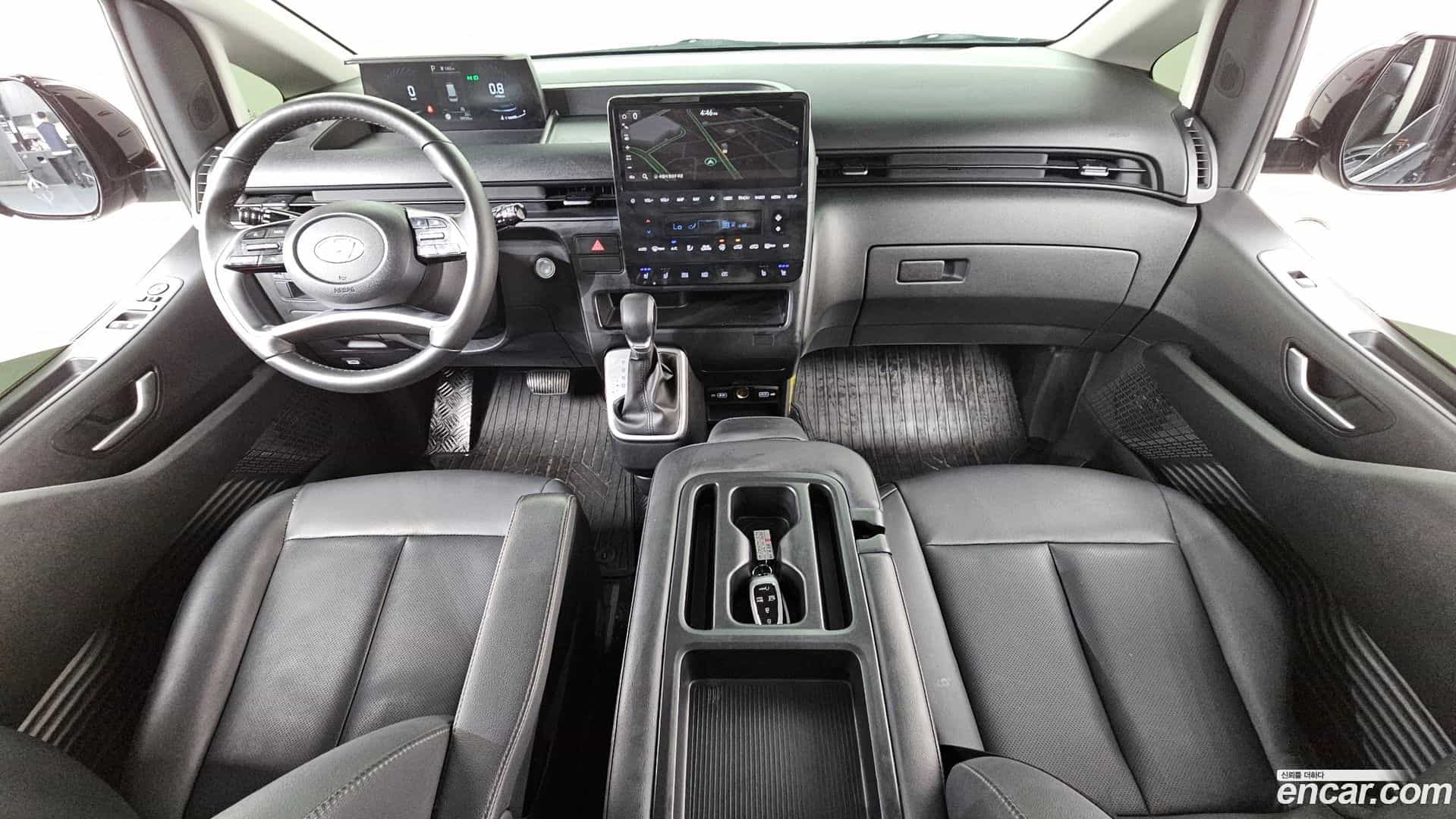 Staria Hyundai 2023.10-INNER-007