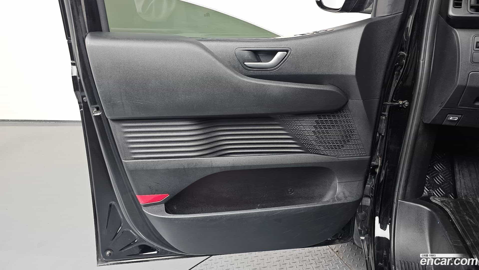 Staria Hyundai 2023.10-INNER-034
