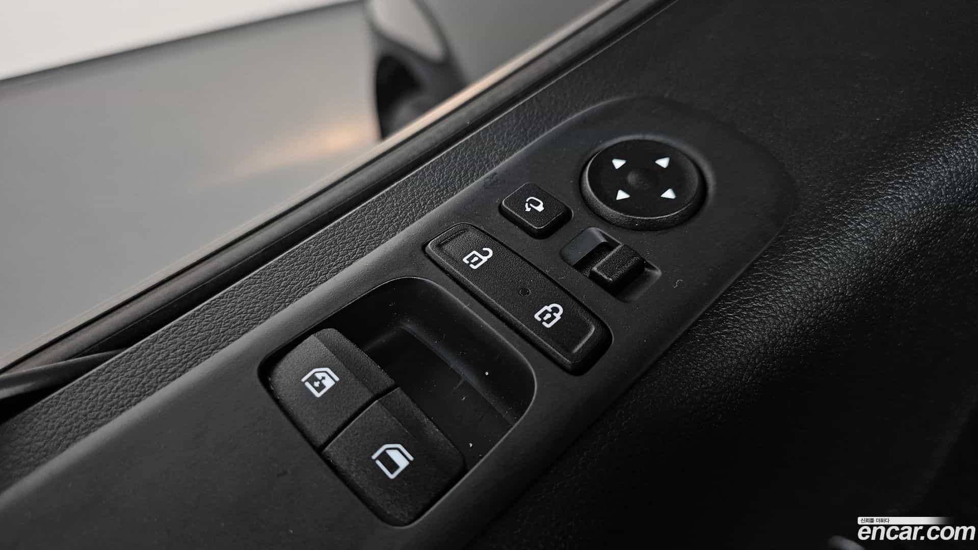 Staria Hyundai 2023.10-OPTION-040