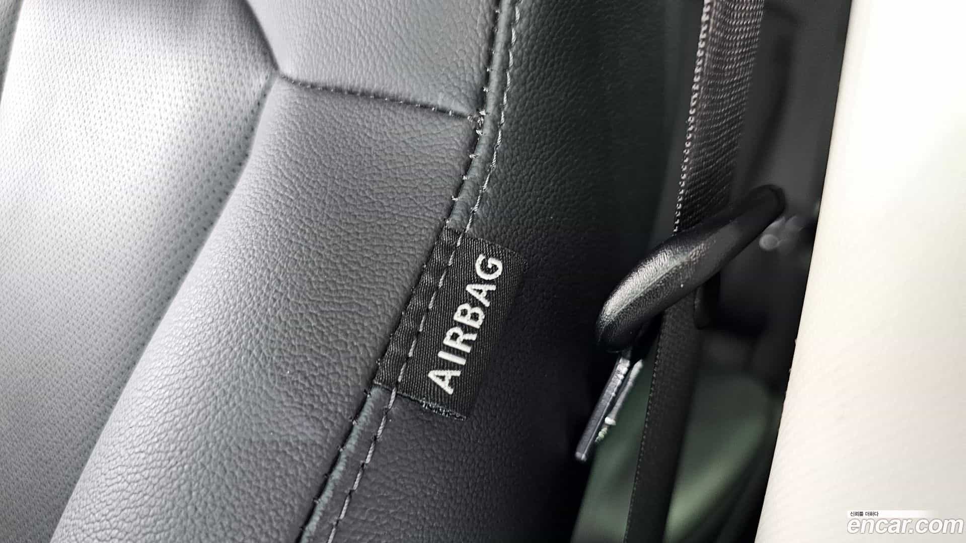 Staria Hyundai 2023.10-OPTION-042