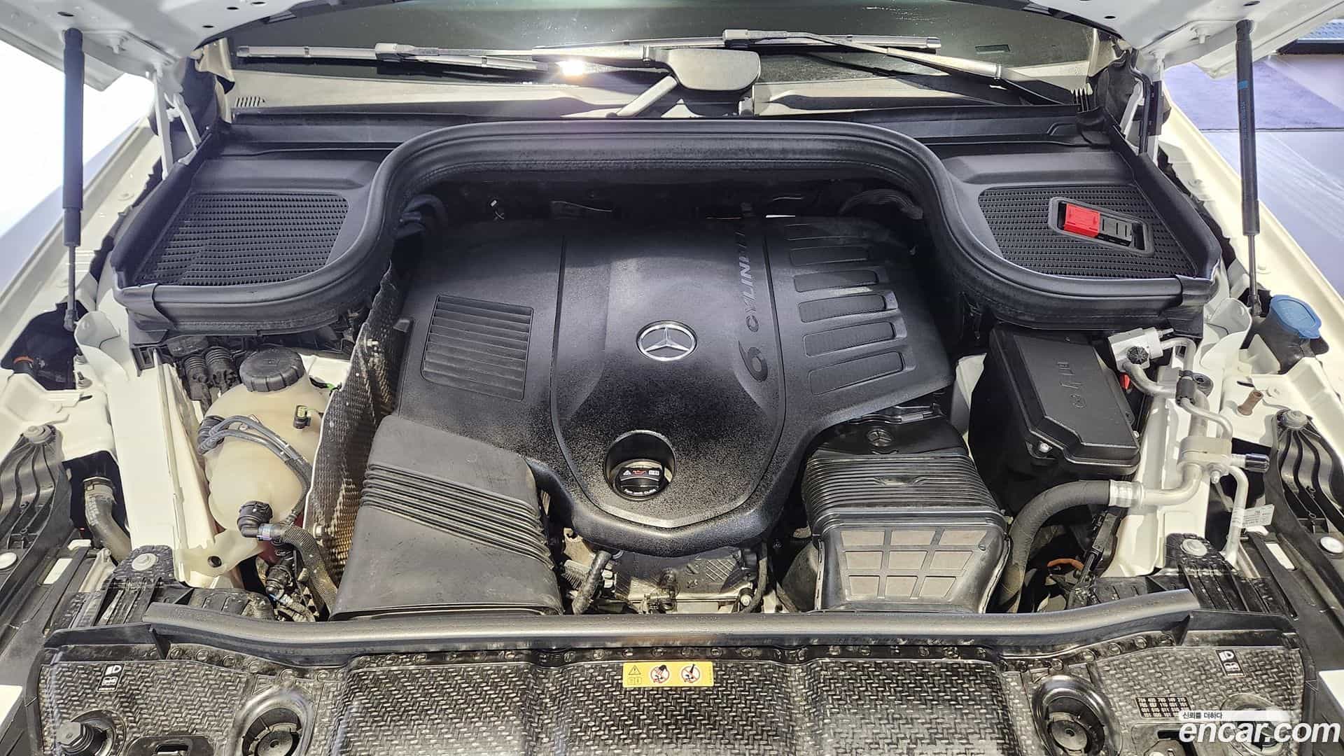 GLE-Class Mercedes-Benz 2022.9-OUTER-006