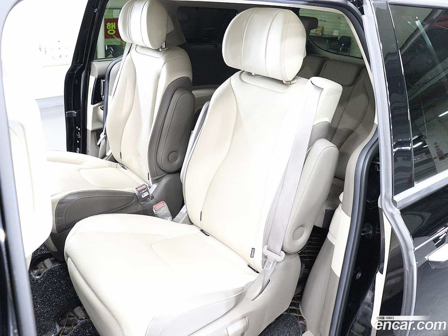 Canival Kia 2021.3-OPTION-020